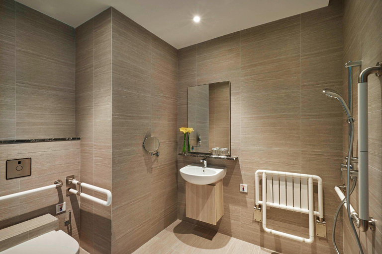 Bathroom 2