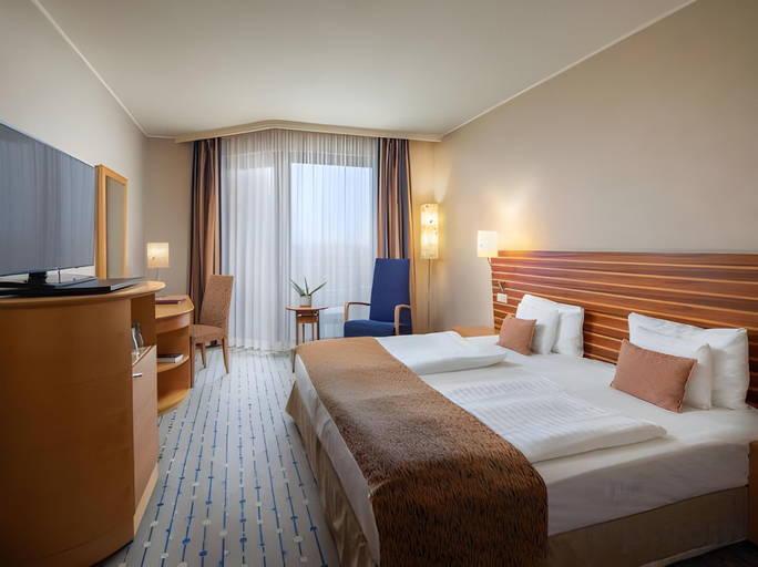 Bedroom 3, Greenfield Hotel Golf & Spa, Csepreg