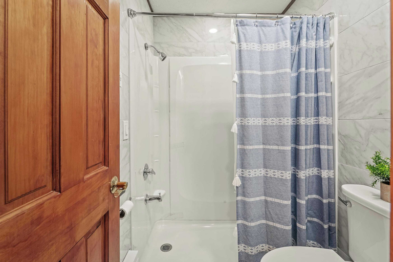 Bathroom 3, Access to Private Lake, Pools, & Sports Complex Fire Pit Foxden by Avantstay, Monroe