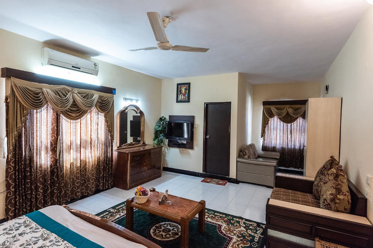 Bedroom 3, Hotel Yorkshire Inn Mount Abu, Sirohi