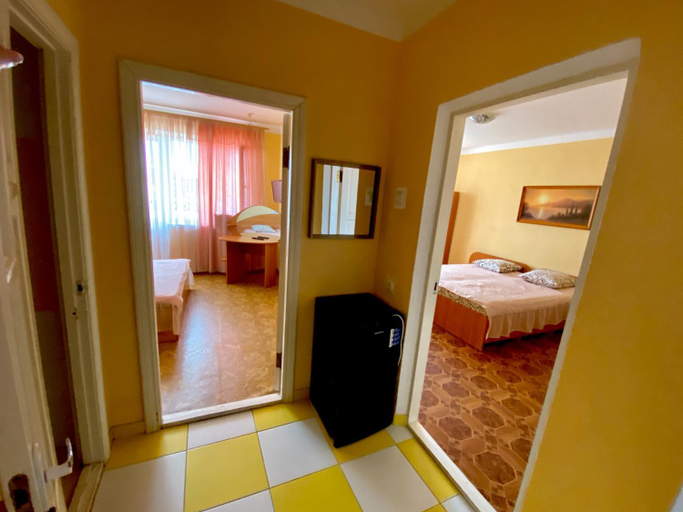 Bedroom 3, Arkadia, Kominternivs'kyi