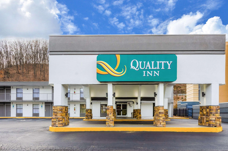 Exterior & Views 2, Quality Inn, Shiawassee