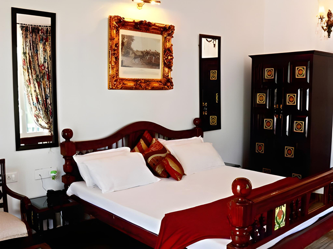 Bedroom 3, Shimla British Resort, Shimla