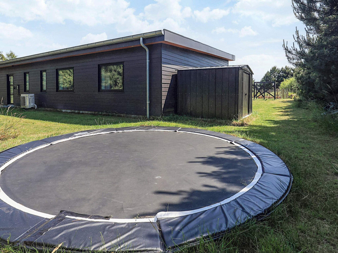 Others 5, 5 Star Holiday Home in Vaeggerlose, Guldborgsund