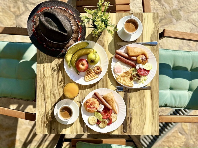 Food & Drinks 5, Akhdar Apartments