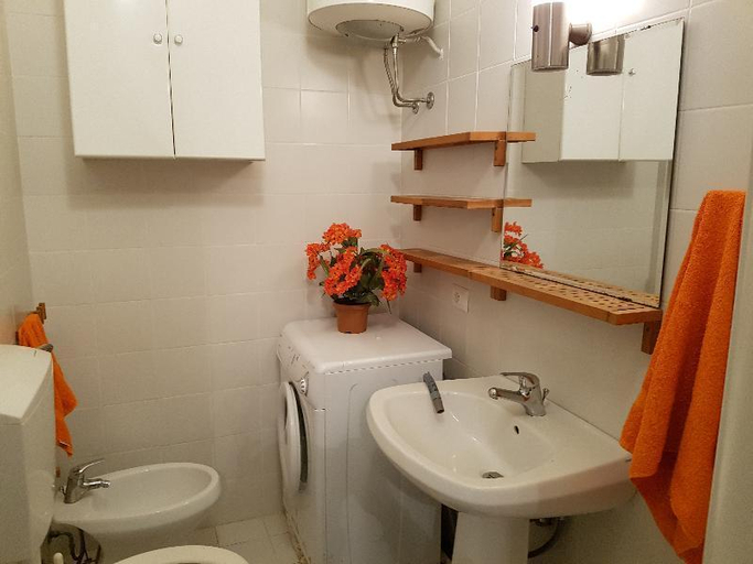 Bathroom 3, Case Vacanza Baia verde, Lecce