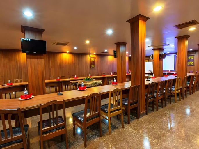 Food & Drinks 4, Asia Hotel, Phnom Penh