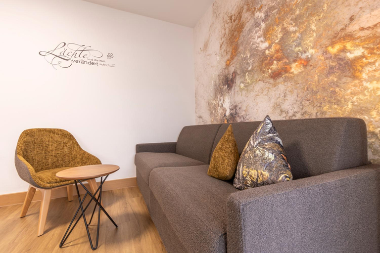 Others 3, Hotel Castel, Landeck