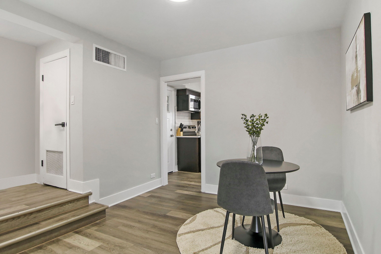 Others 3, Skokie 1BR Gem - Davis, Cook