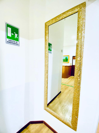 Bedroom 4, TAWHID ACCOMODATION, Rome