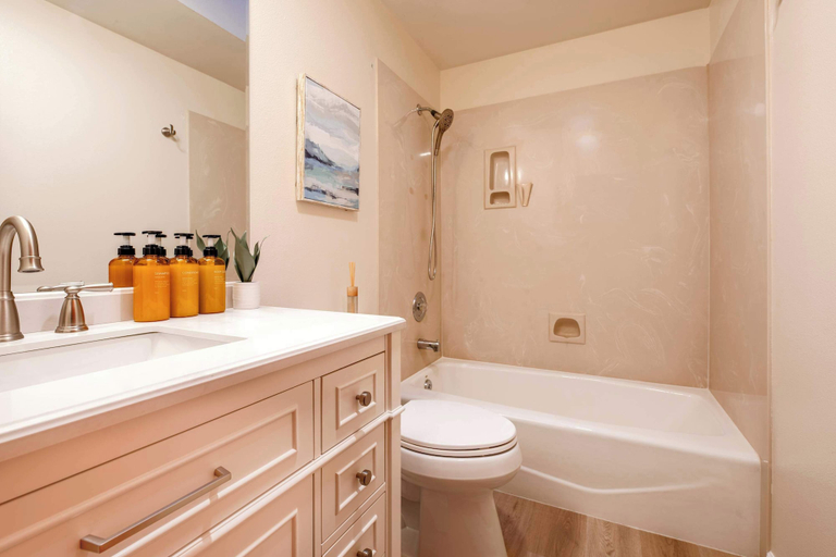 Bathroom 4, @ Marbella Lane - Nature Escape at Shady Lake, King
