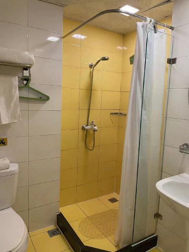 Bathroom 3, Home Inn Beijing Mentougou Shuangyu Roundabout, Beijing