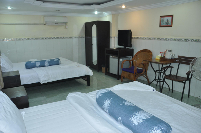 Bedroom 6
