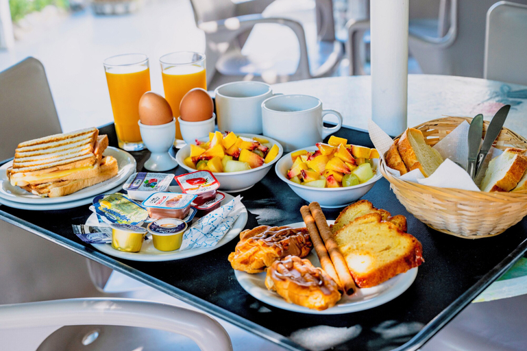 Food & Drinks 5, Kamarela Studios, South Aegean