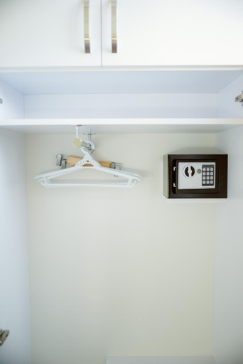 Others 3, Mashtots Avenue Hotel, Yerevan