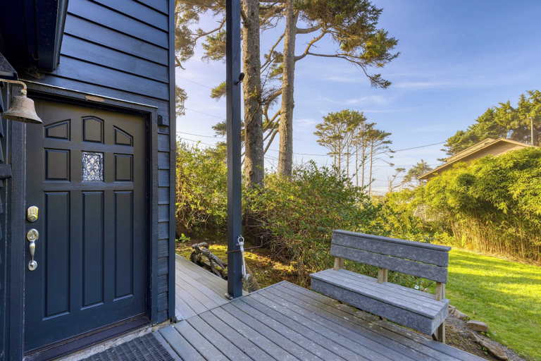 Exterior & Views 2, Stunning Ocean Views, Steps to Beach Tranquil Retreat Cove Keep by Avantstay, Clatsop