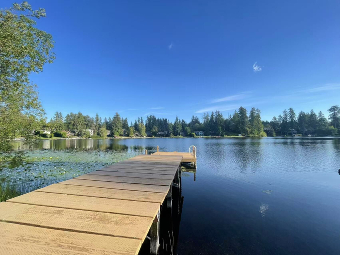 Sport & Beauty 3, @ Marbella Lane - Nature Escape at Shady Lake, King