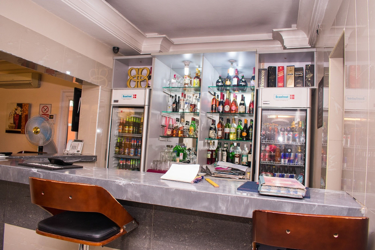 Food & Drinks 3, Primal Hotel, Kosofe