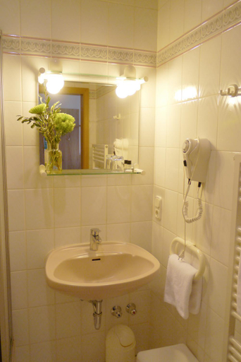 Bathroom 4, Grader, Neustadt an der Waldnaab