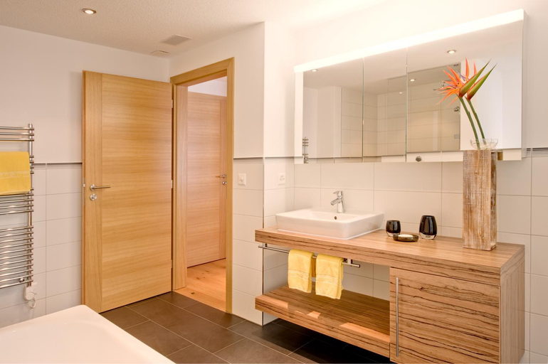Bathroom 4, Jägerhof, Visp