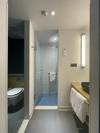 Bathroom 4, Campanile Hotel - Shanghai Jing'an Temple, Shanghai