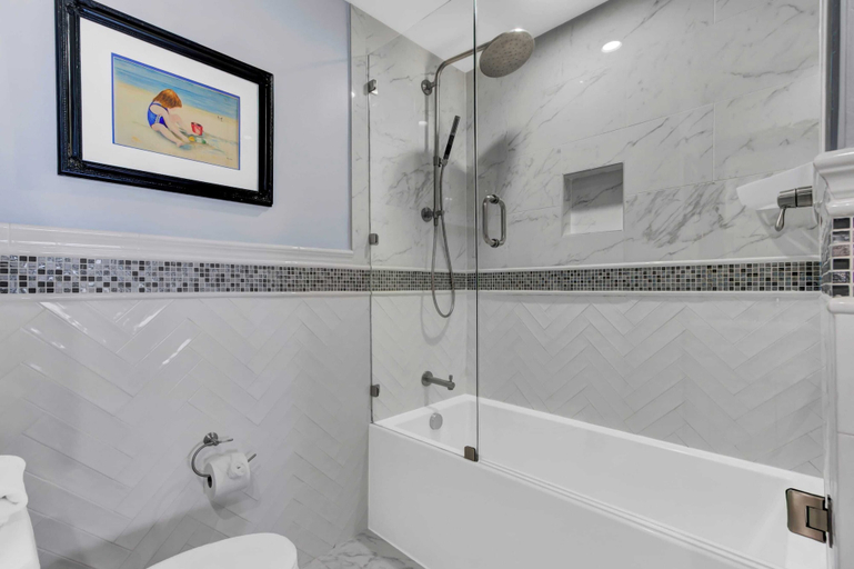 Bathroom 4, 518 Seascape Waterfront Views + Community Pool, Charleston