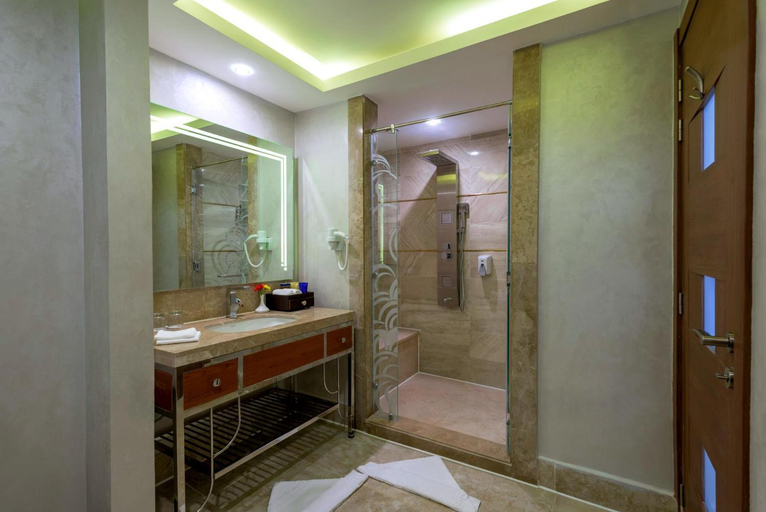 Bathroom 5, Pickalbatros Sea World Resort - Marsa Alam, Al-Qusayr