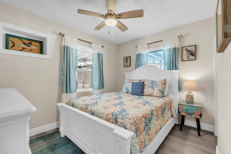 Others 4, Seaduction Ami B 2 Bedroom Condo by RedAwning, Manatee