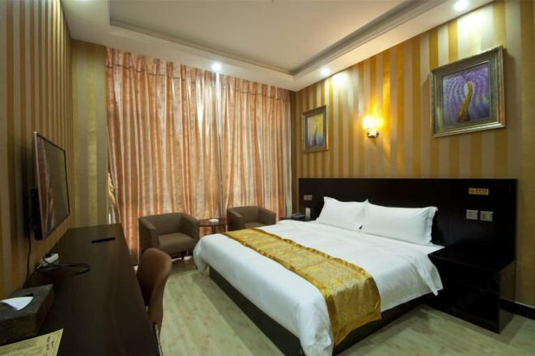 Bedroom 2, Seven Hotels, Linyi