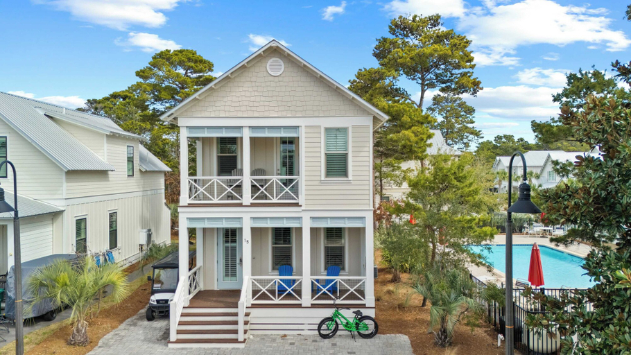 Exterior & Views 2, Sun by Avantstay Gulf Place Golf Cart, Pool, Bikes, Walton