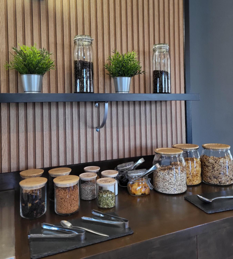 Food & Drinks 5, Inter-Hotel Tours Aeroport La Terrasse, Indre-et-Loire