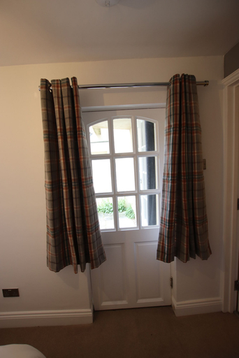 Others 5, Charming Flat With Private Patio in Clifton, North Somerset