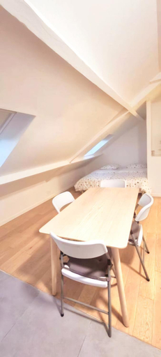 Others 4, Appartement pre de Paris, Seine-Saint-Denis