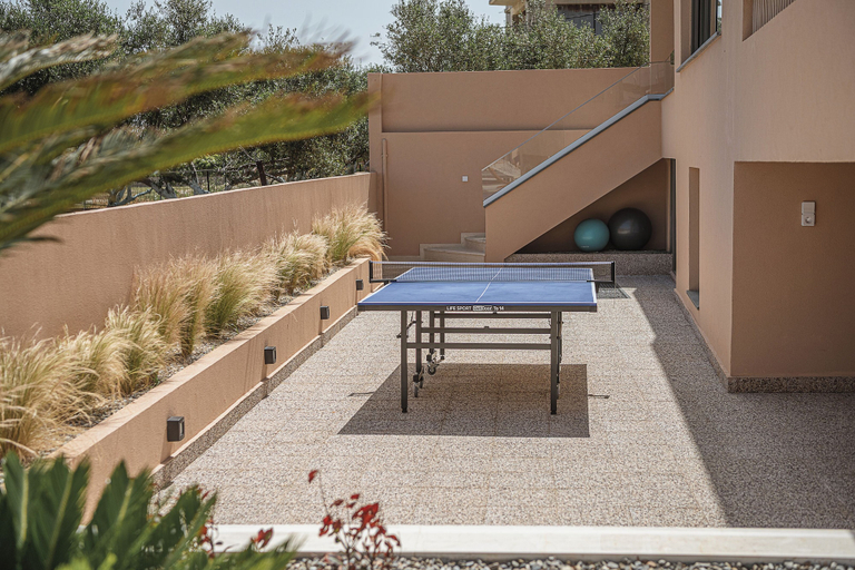 Others 4, Villa Agali, Crete