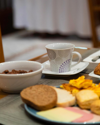 Food & Drinks 5, Hotel Avra, Thessaly