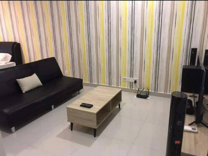 Others 4, RM50  SUPER KING BED PROMO 🛌  5 MINS to LEGOLAND, Johor Bahru
