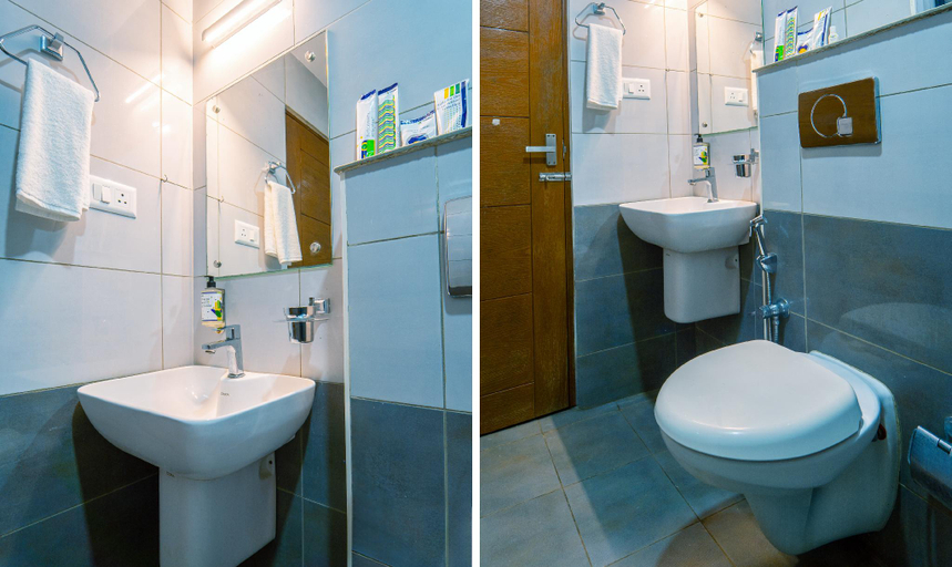 Bathroom 4, Treebo Sree Varshavilas Regency, 500 Mtrs From Guruvayoor Temple, Thrissur