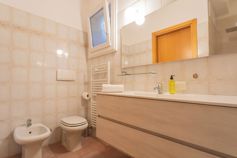 Bathroom, The Secret Lake View by Rent all Como, Como