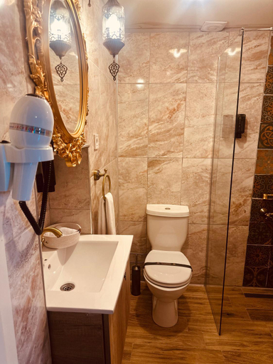 Bathroom 4, Taşhan Hotel, Merkez