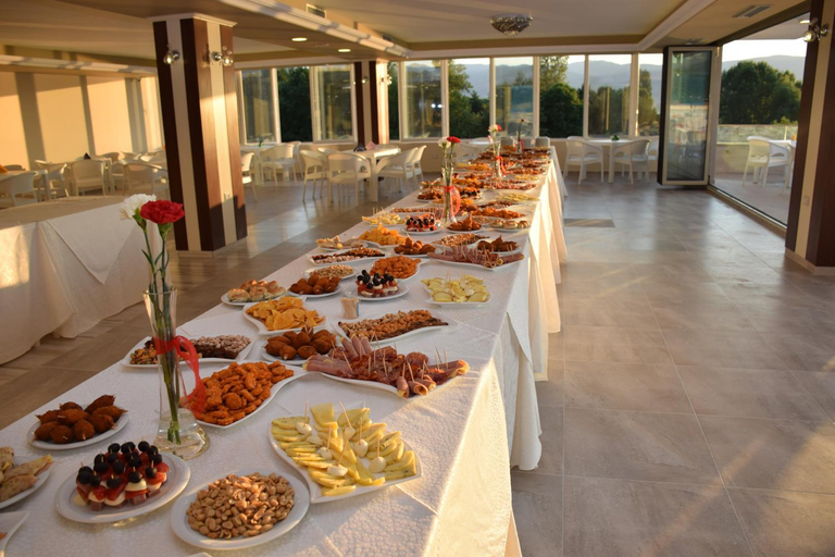 Food & Drinks 4, Hotel Pogradeci 2, Pogradecit