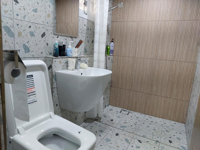 Bathroom 3, Leedo Hanok, Jongno