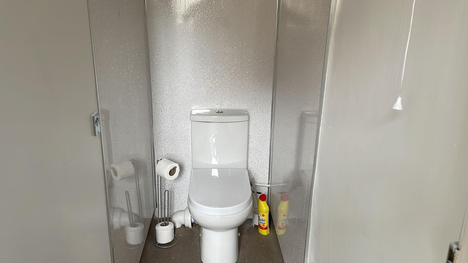 Bathroom 3, St. Peter's Shared House, Birmingham