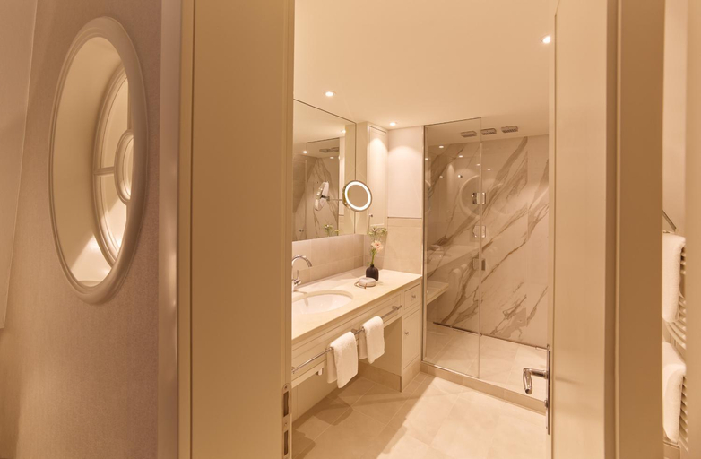 Bathroom 3, Sol'ring Hof, Nordfriesland