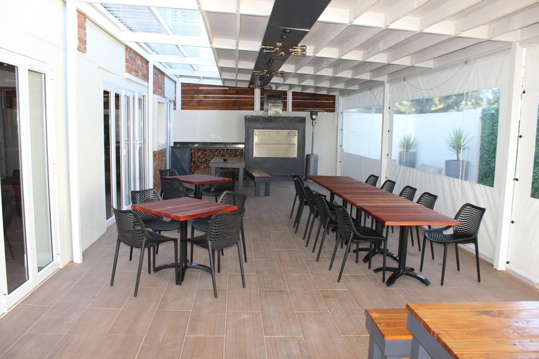 Food & Drinks, Luxe-Molen Boutique Hotel, Chris Hani