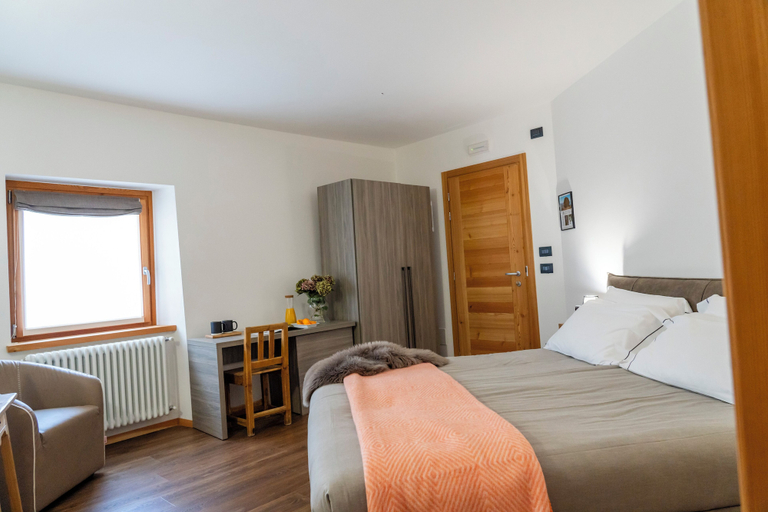 Bedroom 3, Agriturismo Ca Gianin, Sondrio