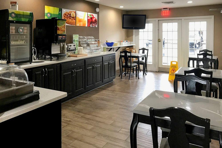 Food & Drinks 5, Quality Inn Seneca US-123, Oconee