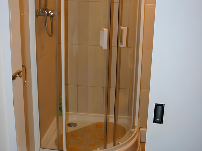 Bathroom 3, The Clee Hotel - Cleethorpes, Grimsby, Lincolnshire, Lincolnshire