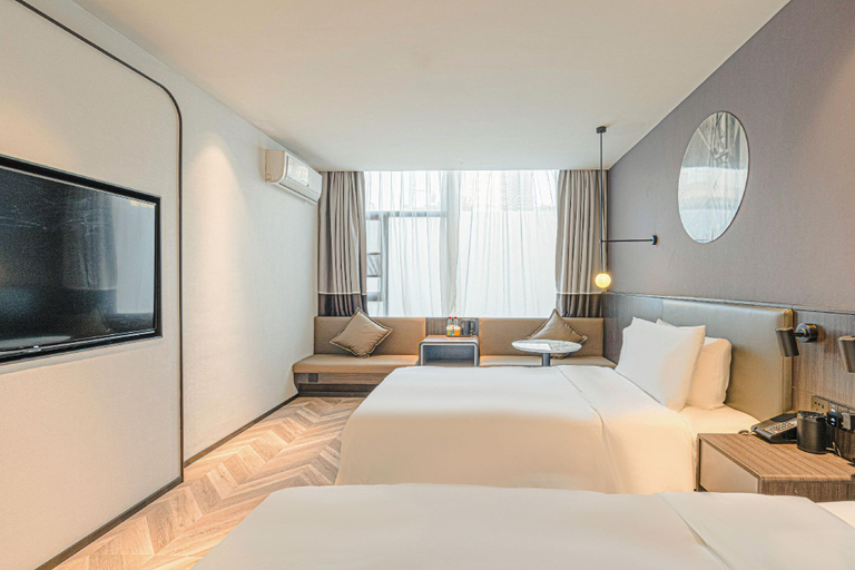 Bedroom 2, Nihao Hotel Yichang East Railway Station, Yichang