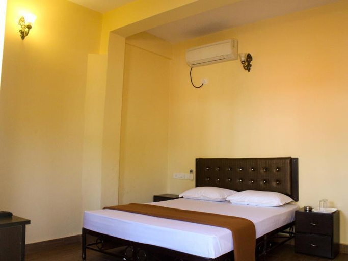 Bedroom 3, Amoura Guest House, North Goa