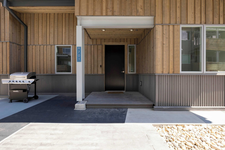Exterior & Views 2, Slopewatch by Avantstay Ski-in/out Luxe Retreat, Summit